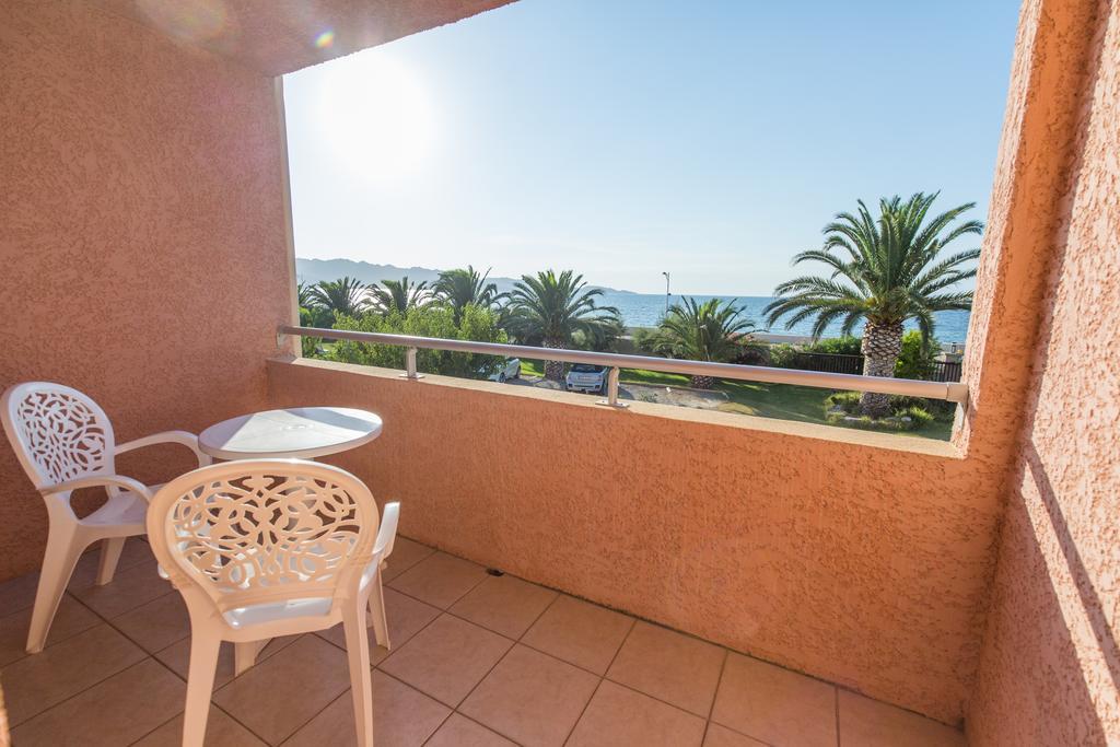 Hotel Les Galets Сен-Флоран Екстер'єр фото